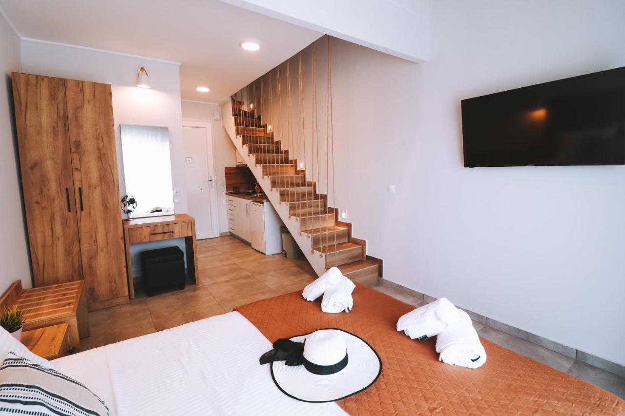 Sithon Diamond Suites Nikiti  Exterior photo